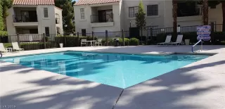 Photo #5: 2096243 Listing