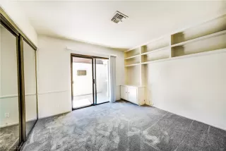 Photo #5: 2096262 Listing