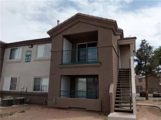 Photo #1: 2096290 Listing 