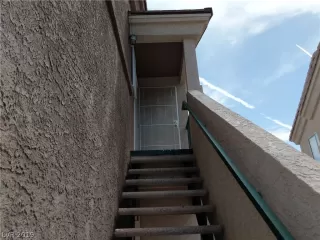 Photo #3: 2096290 Listing 