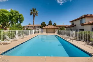 Photo #1: 2096307 Listing 