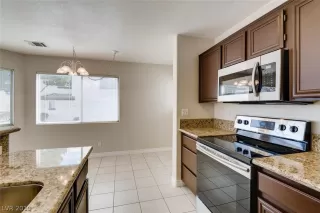 Photo #5: 2096307 Listing 