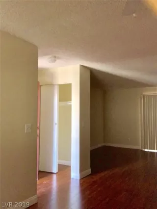 Photo #1: 2096331 Listing