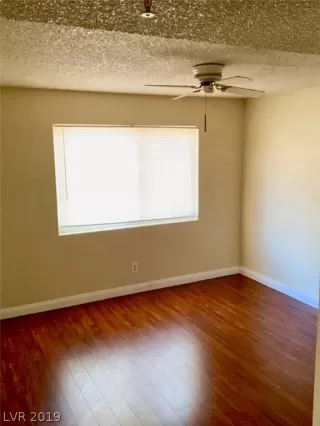 Photo #5: 2096331 Listing