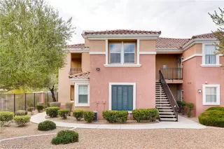 Photo #1: 2096419 Listing