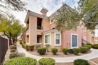 Photo #2: 2096419 Listing