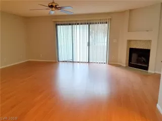 Photo #4: 2096425 Listing 