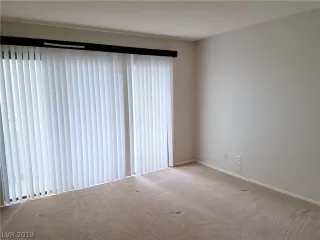 Photo #5: 2096425 Listing 