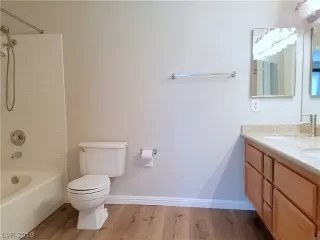 Photo #6: 2096425 Listing 