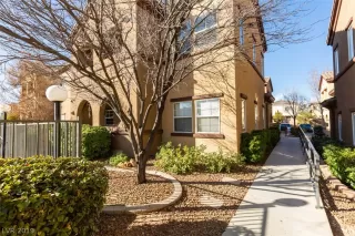 Photo #1: 2096428 Listing 