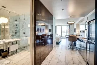 Photo #1: 2096469 Listing