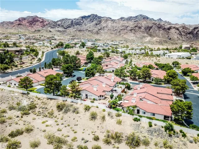 MLS: 2096503 Condo For Sale