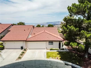 Photo #2: 2096503 Listing 