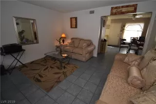 Photo #2: 2096567 Listing 