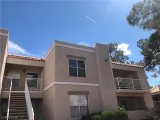 Photo #1: 2096592 Listing