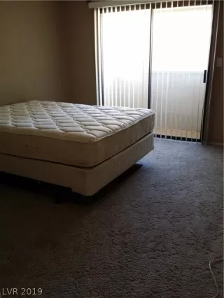 Photo #4: 2096608 Listing