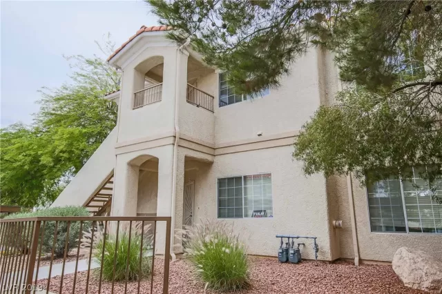 MLS: 2096623 Condo For Sale