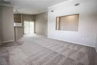 Photo #5: 2096623 Listing