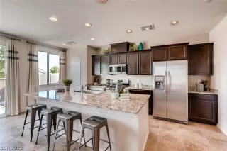 Photo #1: 2096651 Listing 