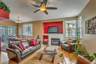 Photo #6: 2096693 Listing 