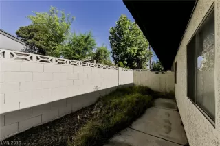 Photo #3: 2096763 Listing 