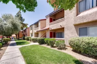 Photo #2: 2096767 Listing 