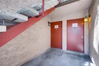 Photo #4: 2096767 Listing 