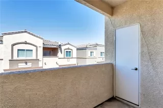 Photo #6: 2096789 Listing 