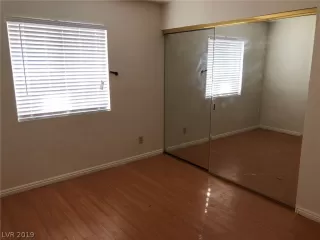 Photo #6: 2096803 Listing 