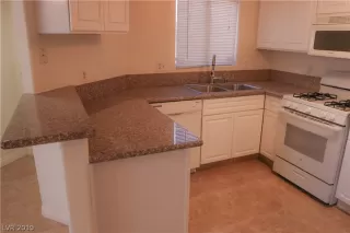 Photo #2: 2096805 Listing