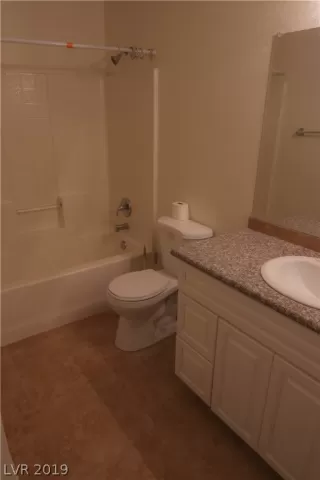 Photo #4: 2096805 Listing