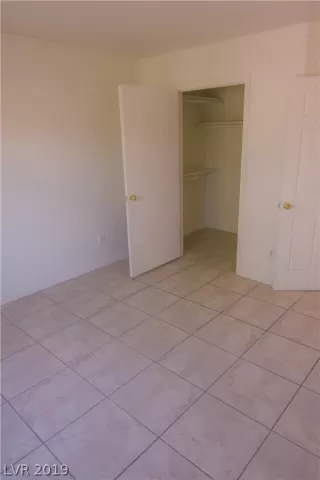 Photo #5: 2096805 Listing