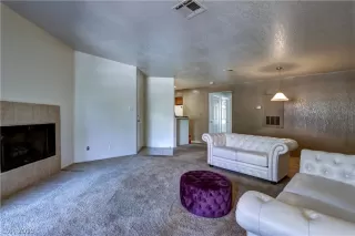 Photo #3: 2096857 Listing 