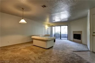 Photo #4: 2096857 Listing 