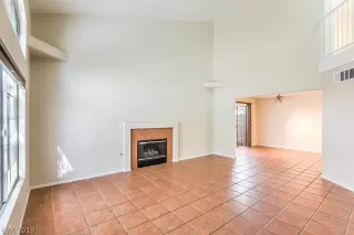 Photo #2: 2096930 Listing 