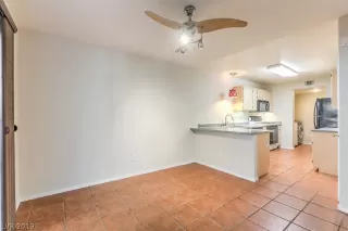 Photo #6: 2096930 Listing 