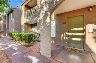 Photo #1: 2096976 Listing 
