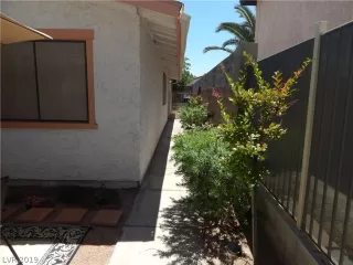 Photo #1: 2096984 Listing