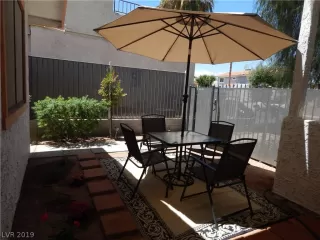 Photo #2: 2096984 Listing