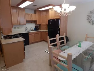 Photo #3: 2096984 Listing