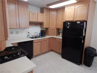 Photo #5: 2096984 Listing