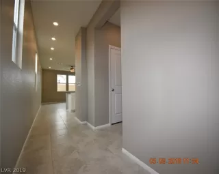 Photo #3: 2096989 Listing
