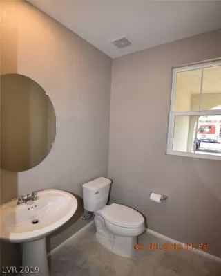 Photo #5: 2096989 Listing