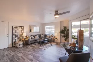 Photo #1: 2097021 Listing