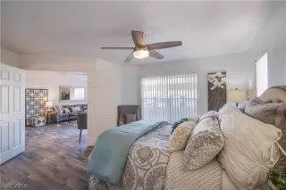 Photo #6: 2097021 Listing