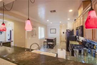 Photo #4: 2097037 Listing