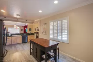 Photo #6: 2097037 Listing