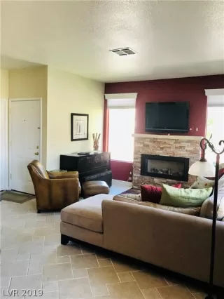 Photo #4: 2097092 Listing 