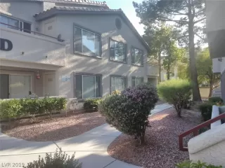 Photo #3: 2097137 Listing