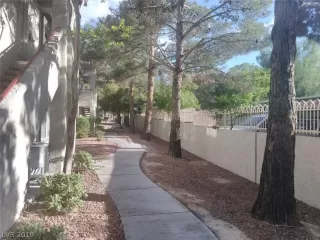 Photo #6: 2097137 Listing